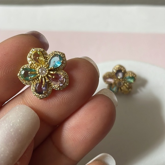Saks of 5th Luxe Crystal Flower Stud Earrings - Picture 8 of 16